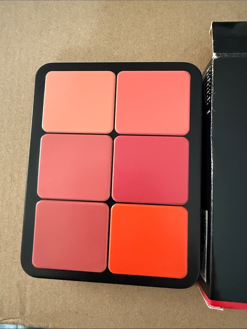 Makeup Forever Ultra HD Cream Blush Palette - Mixed Pink & Coral Tones - Picture 2 of 4